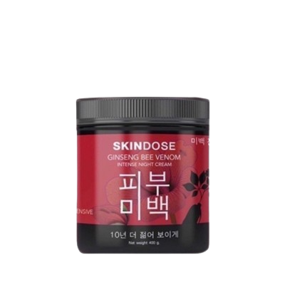 ครีมโสมพิษผึ้งจักรพรรดิ skin dose ผิวขาวใส ออร่าร้านค้าเครื่องสำอางค์ ขายเครื่องสำอาง สกินแคร์ ครีมกันแดด และเคาท์เตอร์แบรนด์ กว่า 2000 รายการ ของแท้ 100% เว็บเครื่องสำอาง ไอเท็มความงาม