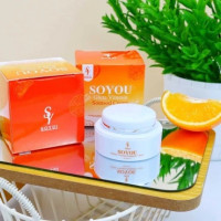 ครีมส้มสด ครีมวิตามินส้มสด​​ โซยุ้ย​ soyui ซื้อ 1 แถม 1 บรรจุ แพ็ค ชิ้นร้านค้าเครื่องสำอางค์ ขายเครื่องสำอาง สกินแคร์ ครีมกันแดด และเคาท์เตอร์แบรนด์ กว่า 2000 รายการ ของแท้ 100% เว็บเครื่องสำอาง ไอเท็มความงาม