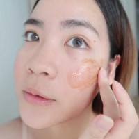 สูตรใหม่ เซรั่มสตรอ เยอเพล Yerpall เซรั่มสตอเบอร์รี่ บรรจุ แพ็ค ชิ้นร้านค้าเครื่องสำอางค์ ขายเครื่องสำอาง สกินแคร์ ครีมกันแดด และเคาท์เตอร์แบรนด์ กว่า 2000 รายการ ของแท้ 100% เว็บเครื่องสำอาง ไอเท็มความงาม