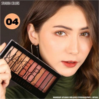 Deluxe Eyeshadow MakeUp Studio HF202 อายแชโดว์เมคอัพสตูดิโอบรรจุ แพ็ค ชิ้นร้านค้าเครื่องสำอางค์ ขายเครื่องสำอาง สกินแคร์ ครีมกันแดด และเคาท์เตอร์แบรนด์ กว่า 2000 รายการ ของแท้ 100% เว็บเครื่องสำอาง ไอเท็มความงาม