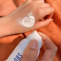 สเปรย์กันแดดสิวันนา Sivanna SPF20PA++ กันน้ำ กันเหงื่อ HF129ร้านค้าเครื่องสำอางค์ ขายเครื่องสำอาง สกินแคร์ ครีมกันแดด และเคาท์เตอร์แบรนด์ กว่า 2000 รายการ ของแท้ 100% เว็บเครื่องสำอาง ไอเท็มความงาม